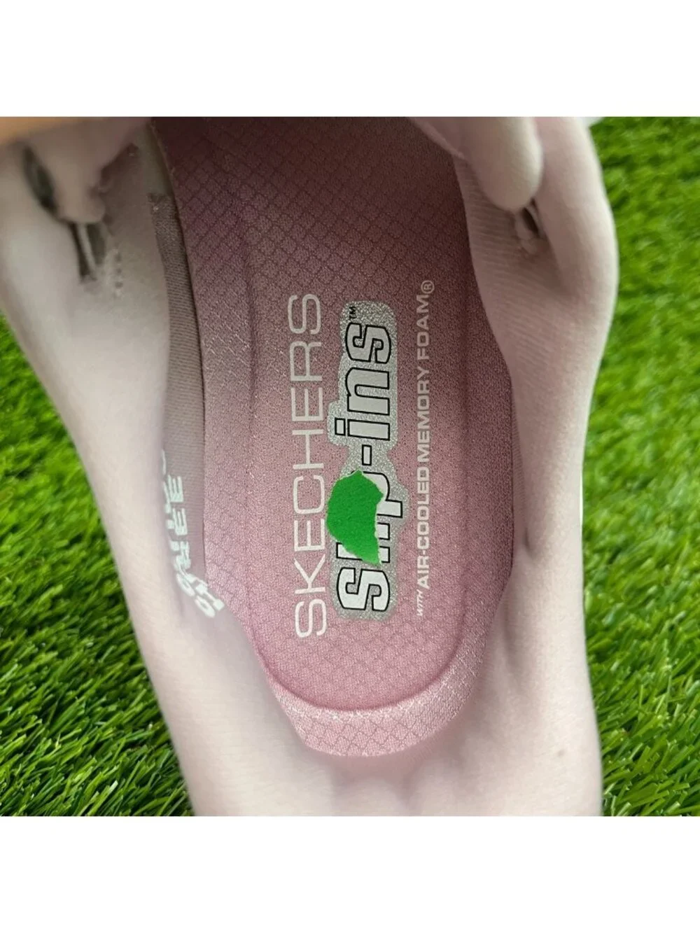 Skechers Contour Foam-Cozy Fit Womens Size 7 Lavender Running Shoes Sneakers